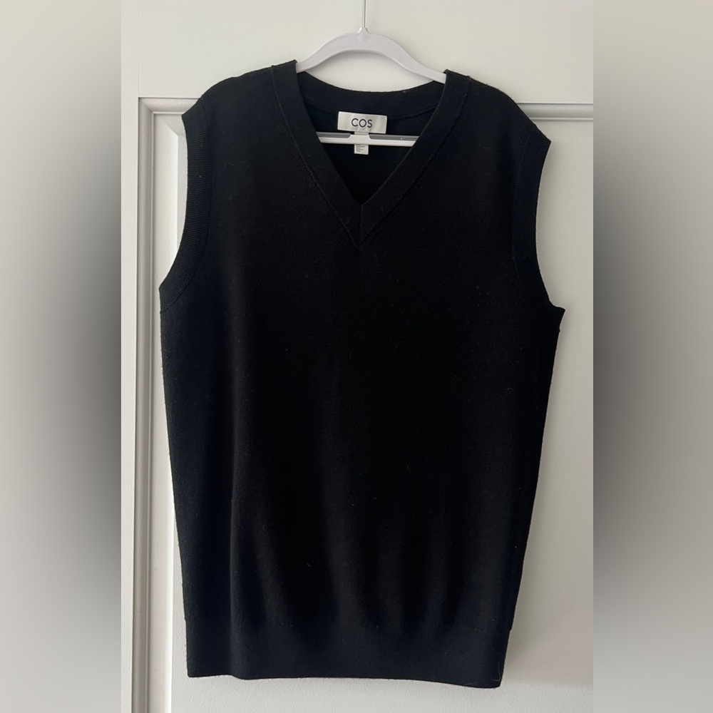 NWOT COS Black Sweater Vest